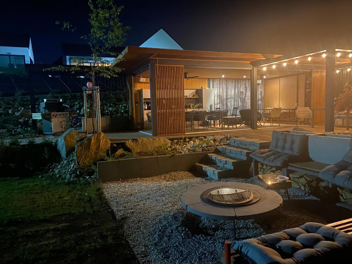 Villa Relax With Swimming Pool And Mountain View Bukow Exteriör bild