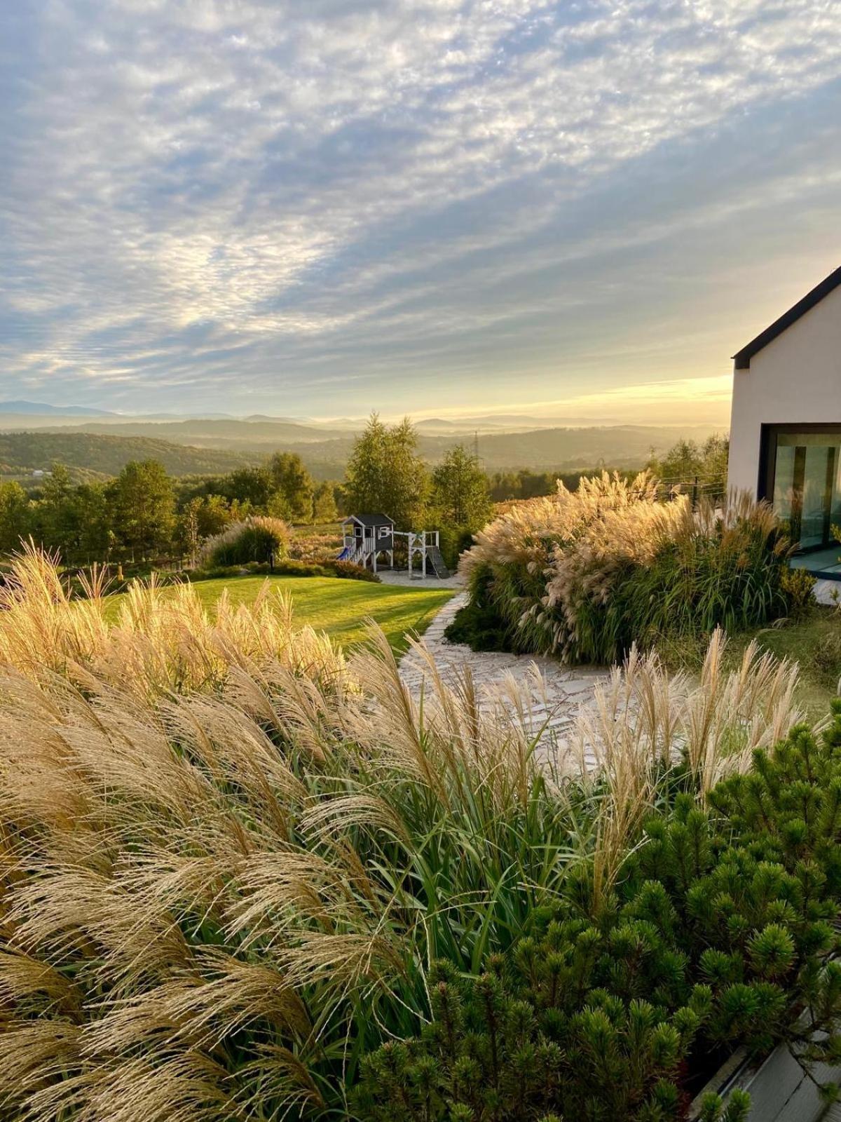 Villa Relax With Swimming Pool And Mountain View Bukow Exteriör bild